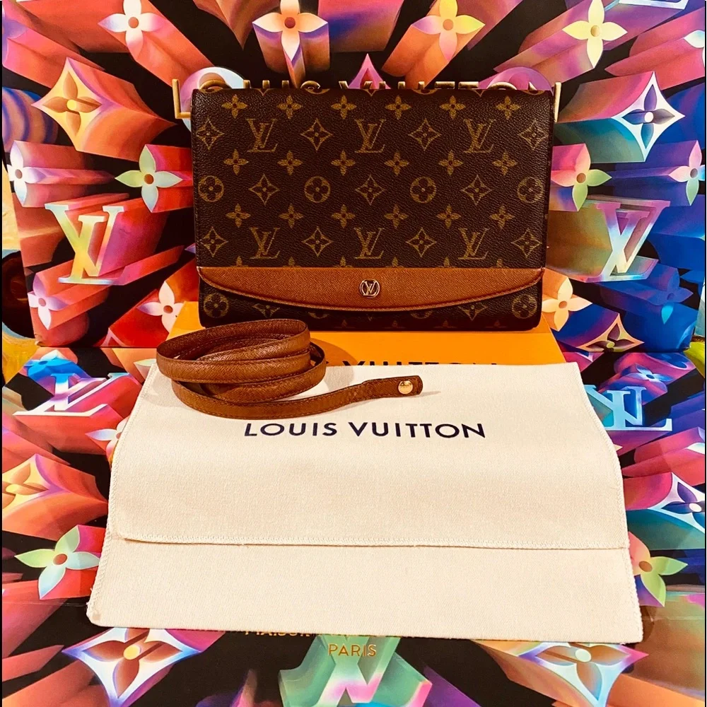 ♥️🛍💯Authentic Louis Vuitton Bordeaux Shoulder Bag in Monogram